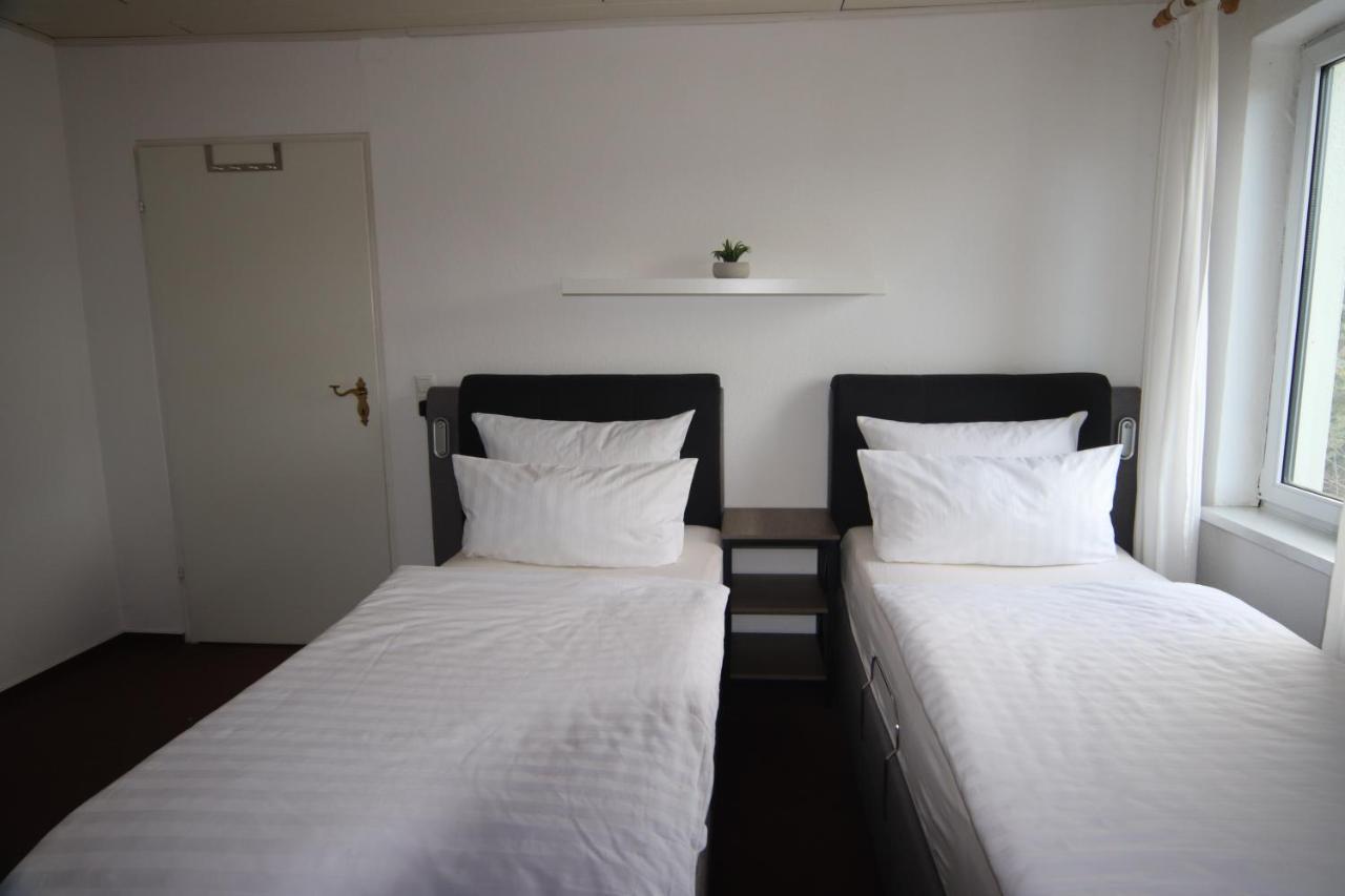Ruhige Wohnung Mit Terrasse Nur 5 Minuten Zur Mueritz Marienfelde Extérieur photo