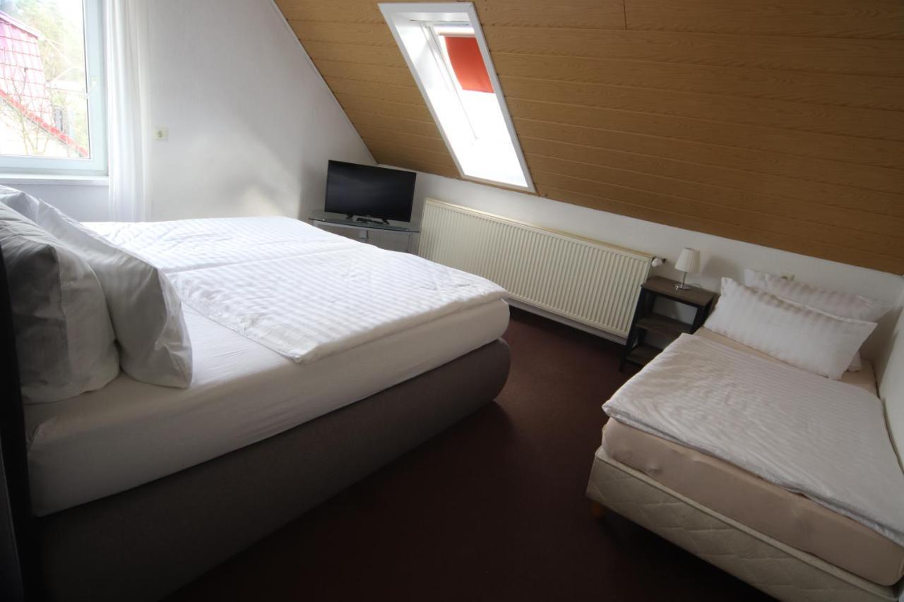 Ruhige Wohnung Mit Terrasse Nur 5 Minuten Zur Mueritz Marienfelde Extérieur photo