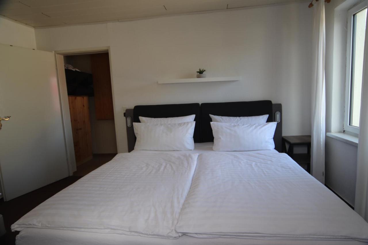 Ruhige Wohnung Mit Terrasse Nur 5 Minuten Zur Mueritz Marienfelde Extérieur photo